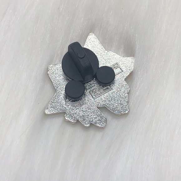 🔮 5/$25 Disney 101 Dalmatians‎ Cruella de Vil Star Pin - Picture 3 of 3